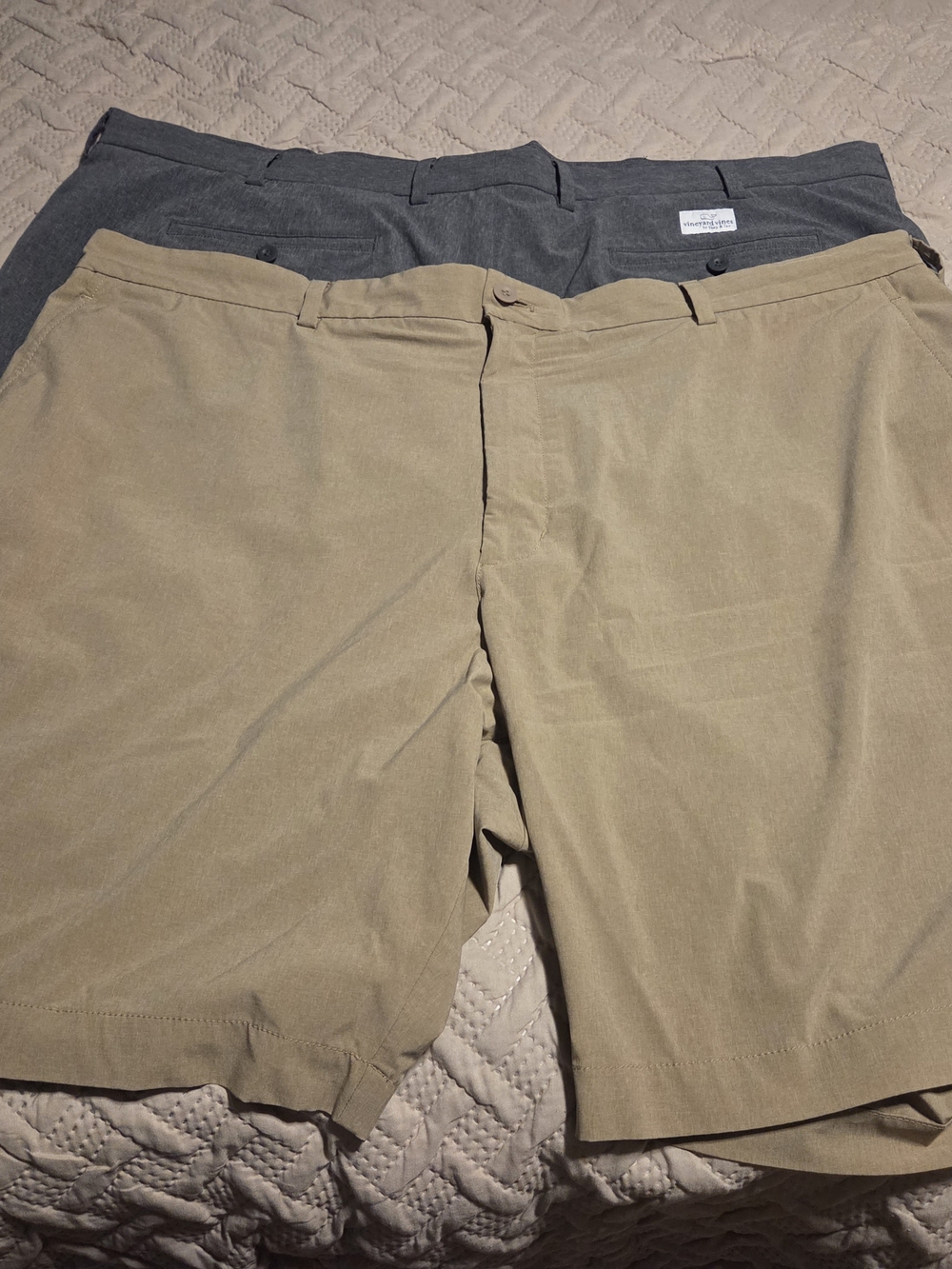 Vineyard Vines Men's Big & Tall Breaker Shorts 2 Pair Lot - 48" - Picture 5 of 8